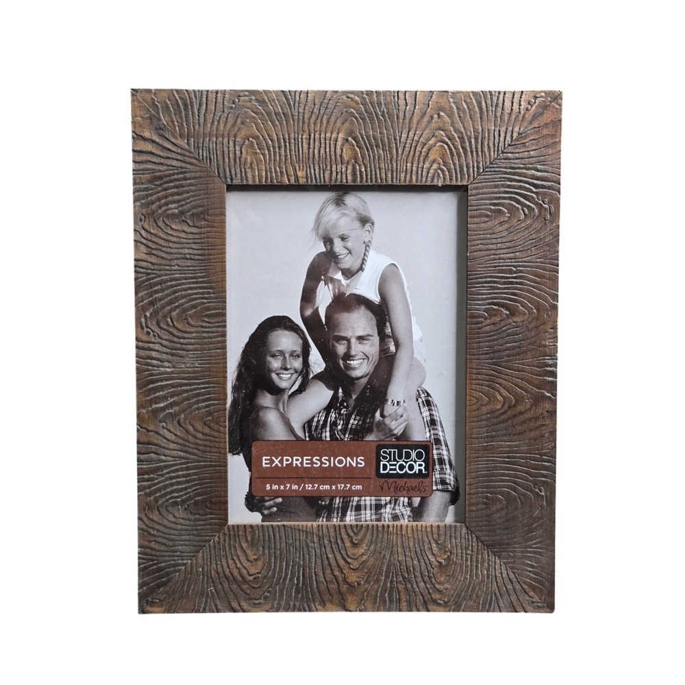 Studio Decor Expressions Faux Wood Grain Tabletop Photo Picture Frame